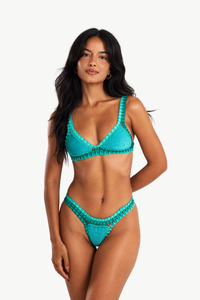 Gili - Sparkly green crochet bikini top