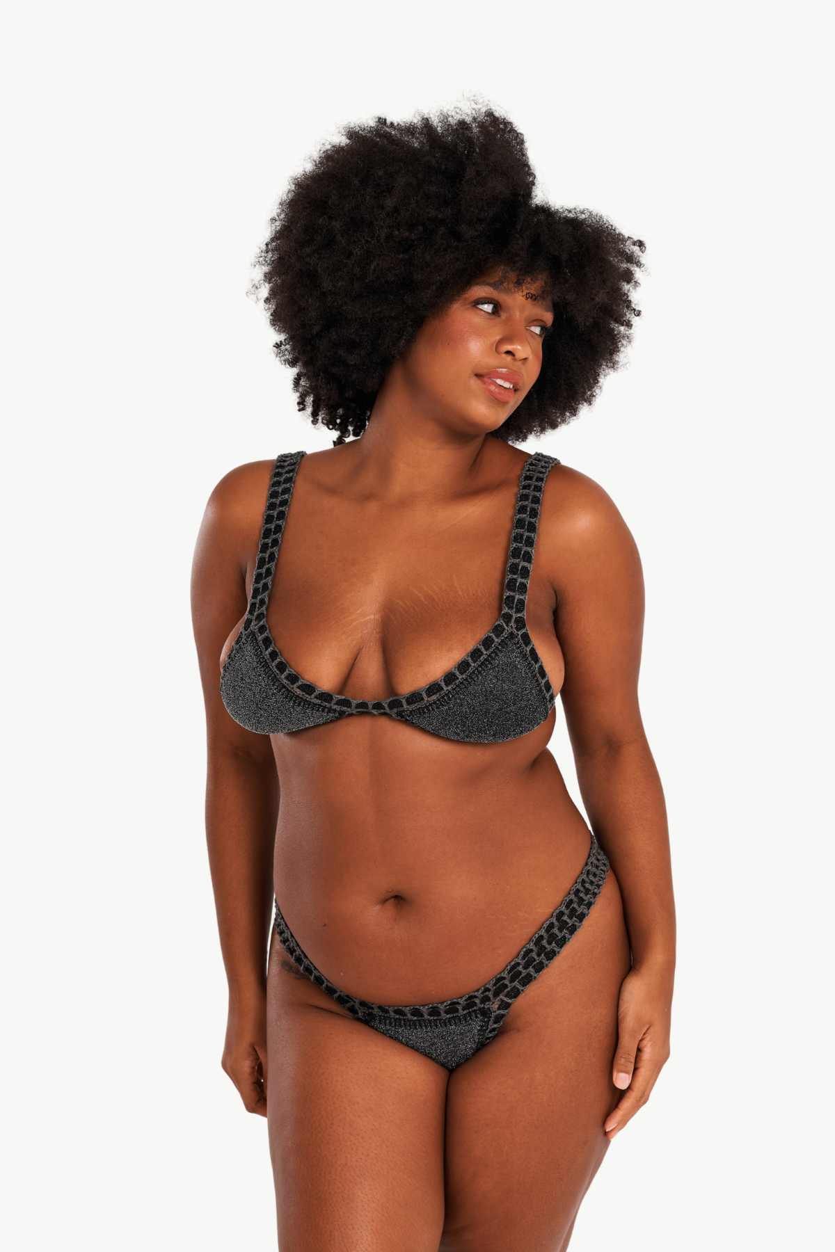 Ibiza - Parte superior de bikini de ganchillo negro con lentejuelas